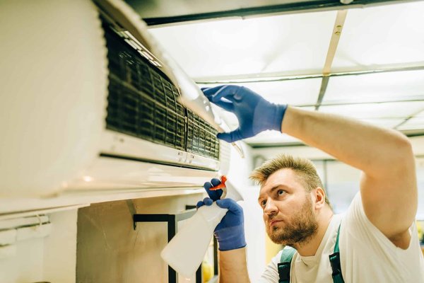 Pose d'une climatisation dans un appartement :  combien cela coûte ?